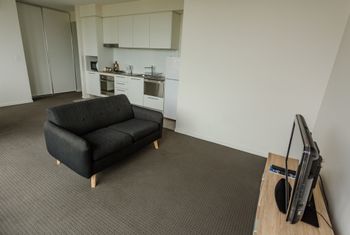 Watt Street 1 BR Apartment W Ocean Views - Tourism Bookings 5