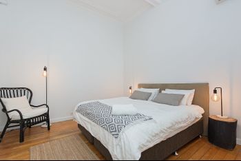 Spacious One Bedroom Heart Of Potts Point H333 - Tourism Bookings 4