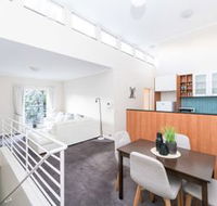 2 Bedroom Balcony Terrace near Kings Cross - Accommodation Europe