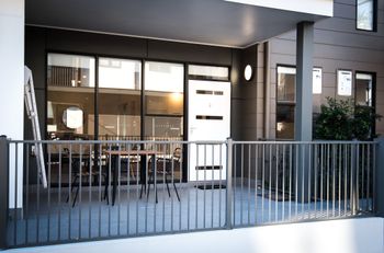 Wickham Newcastle Modern 1 Bed Apartment - Tourism Bookings 6
