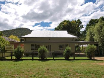 Mad On Bright - Events Australia 4