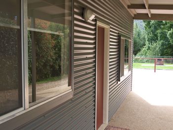 Mad On Bright - Events Australia 3