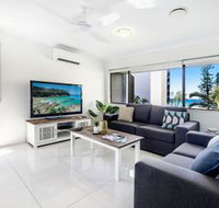 Boutique Beachside Escape in Surfers Paradise - Events Australia