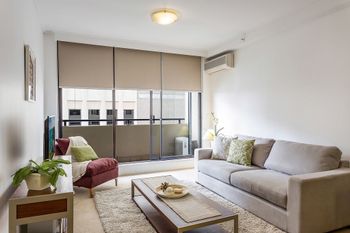 The Apartment Service AX705 - Tourism Bookings 1