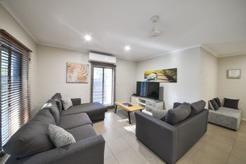 Seaclusion - Accommodation Europe 1