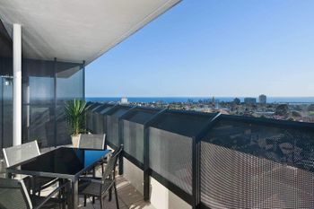 Executive Bay Views St. Kilda - Events Australia 3