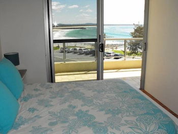 Beachpoint Unit 202 - Events Australia 5