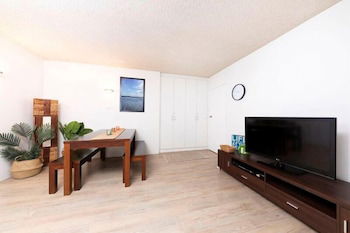 Hibiscus Court Unit 4 - Events Australia 3
