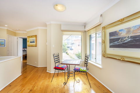 Scarborough Seaview Loft - Events Australia 1