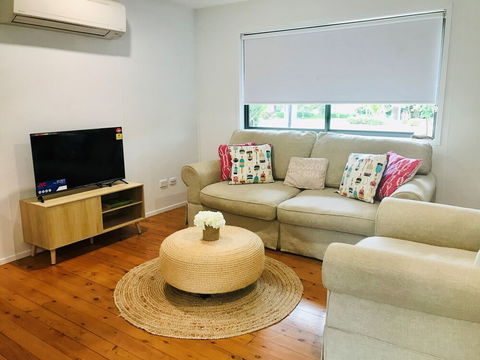 Coastal Cottage - Cannonvale - Accommodation Europe 6