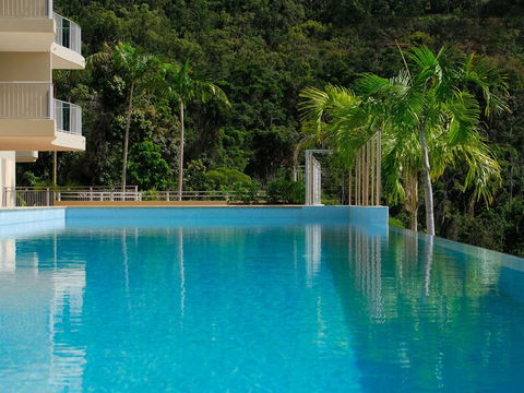 Azure Sea Whitsunday Resort - Accommodation Europe 2