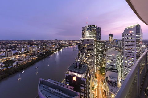 Oaks Aurora Tower - Events Australia 2