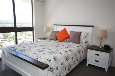 Broadwater Shores Waterfront Apartments - Events Australia 6