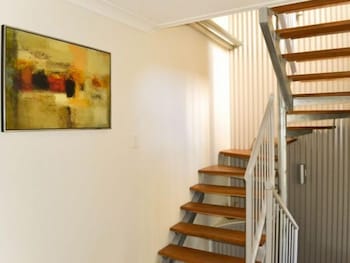 Seaspray Apartments - Tourism Bookings 3