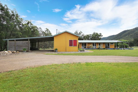 Feathertop Views And Dorm - Events Australia 1