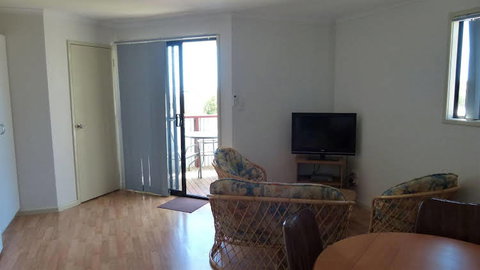 Dawesville Caravan Park & Holiday Village - Events Australia 0