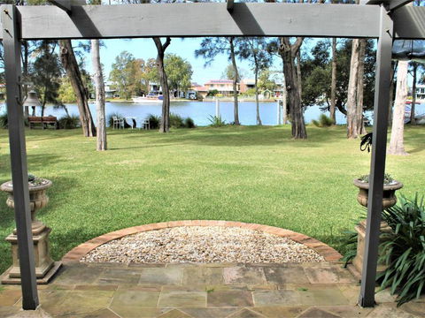 Between Waters B & B Lake Macquarie - Tourism Bookings 5