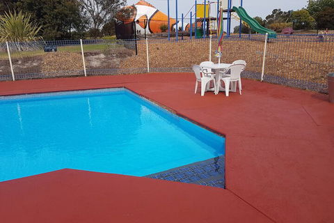 Lakes Caravilla Caravan Park - Events Australia 7