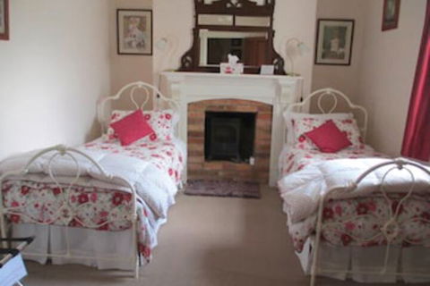 Cottage On Gunning - Events Australia 5
