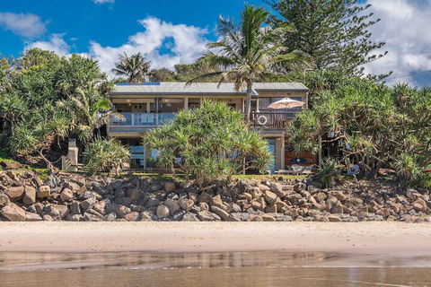 A PERFECT STAY - Moonstruck - Events Australia 3