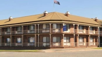 Albury Townhouse Motel - Tourism Bookings 0