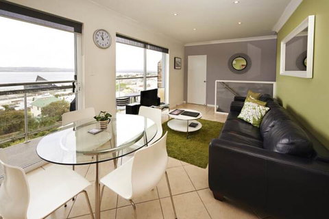 Albany Harbourside Apartments And Houses - Events Australia 7