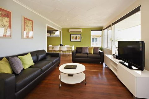 Albany Harbourside Apartments And Houses - Events Australia 6