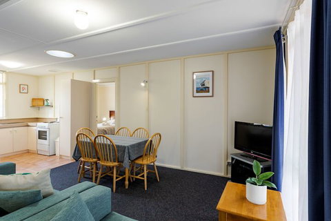 Park Avenue Holiday Units - Events Australia 7