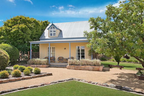 Vineyard Cottages - Accommodation Europe 1