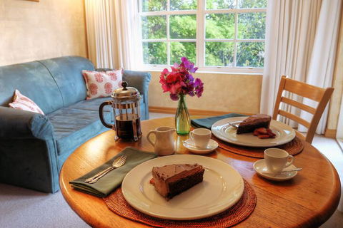 Vineyard Cottages - Accommodation Europe 4