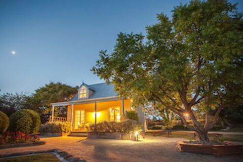 Vineyard Cottages - Accommodation Europe 0