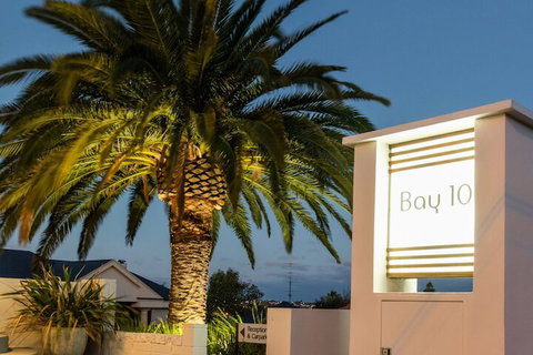 Bay 10 Accommodation - Events Australia 1