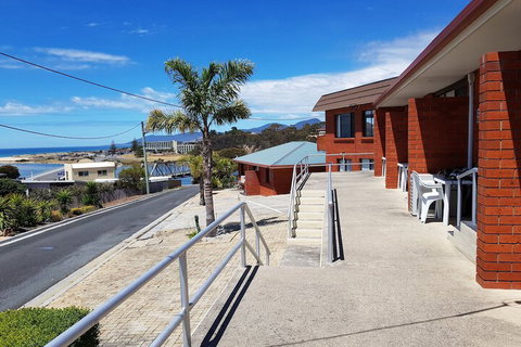 Blue Seas Holiday Villas - Events Australia 5