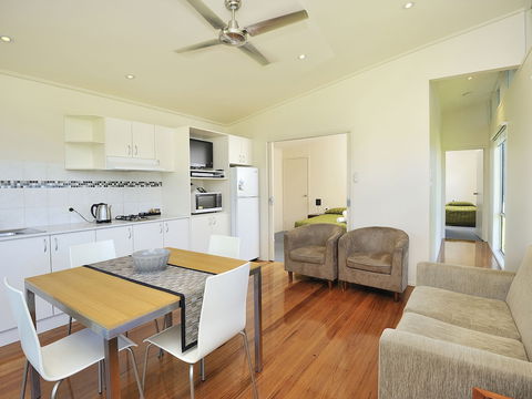 NRMA Eastern Beach Holiday Park - Accommodation Europe 5