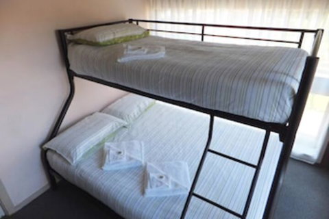 Paradise Holiday Apartments - Events Australia 4