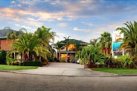 Paradise Holiday Apartments - Events Australia 1