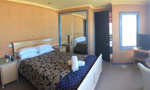 Port Fairy Getaway - Events Australia 5