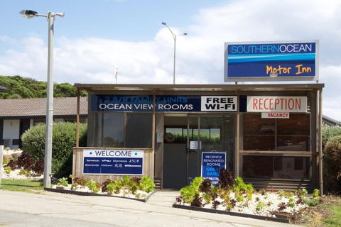 Southern Ocean Motor Inn - Events Australia 3