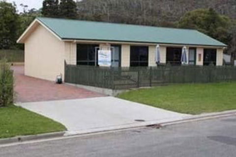 Bicheno's A Plus Apartments - Events Australia 0