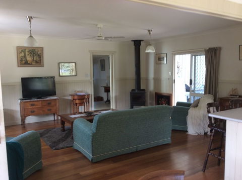 Tidelines Of Bicheno - Events Australia 2