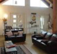 Outlook Hill Pavilion suites  Spa Cottages - Events Australia