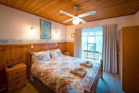 Sanctuary Park Cottages - Tourism Bookings 7