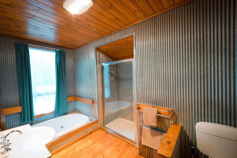 Sanctuary Park Cottages - Tourism Bookings 5