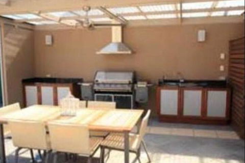 Amelia S Bed & Breakfast - Events Australia 7