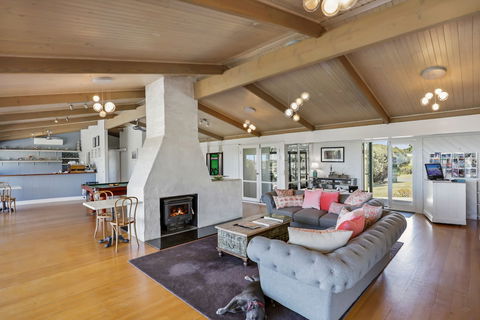 Clifftop Boutique Accommodation - Accommodation Europe 5