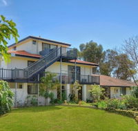 Martin Fields Beach Retreat - Events Australia