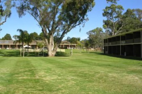 Tocumwal Golf Resort - Events Australia 0
