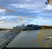 Burnett Riverside Hotel - Events Australia