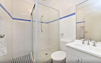 Sinclairs City Hostel - Events Australia 0