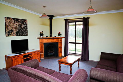 Twin Trees Country Cottages - Accommodation Europe 5